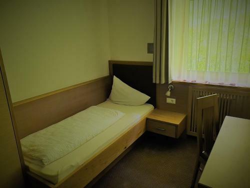 Hostal Pension Gasthof Haselstaude