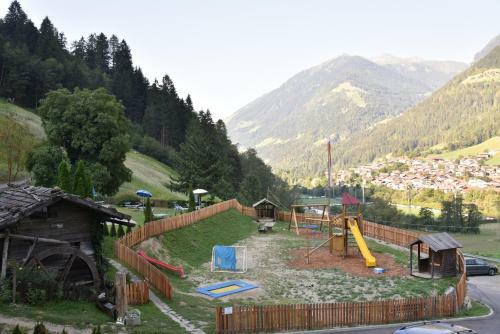 Hostal Pension Gasthof Haselstaude