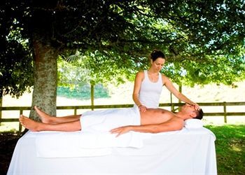 Hamurana Lodge Boutique Hotel