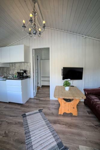 J�lstraholmen Camping Og Hytter
