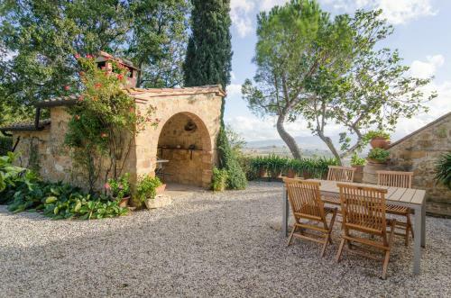 Hostal Holiday Home Arpicella