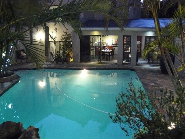 Hostal See More Guest House
