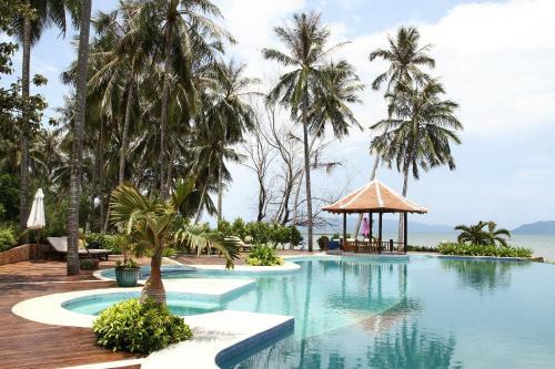 Hotel Nataya Round House Coral Bay Resort