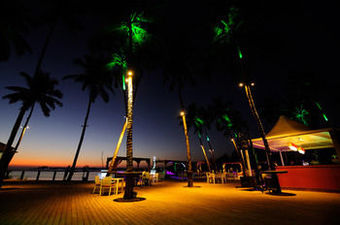 Hotel Teso Waterfront