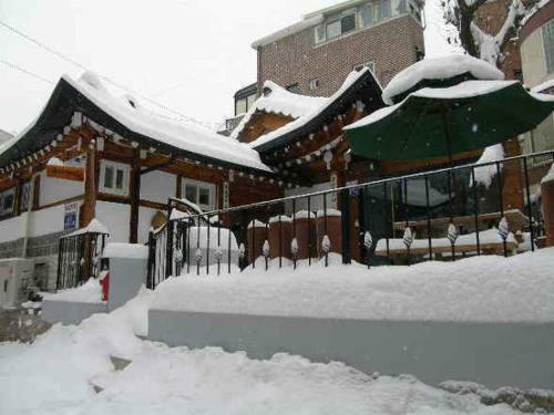 Hostal Eugene Hanok Guesthouse Dongdaemun