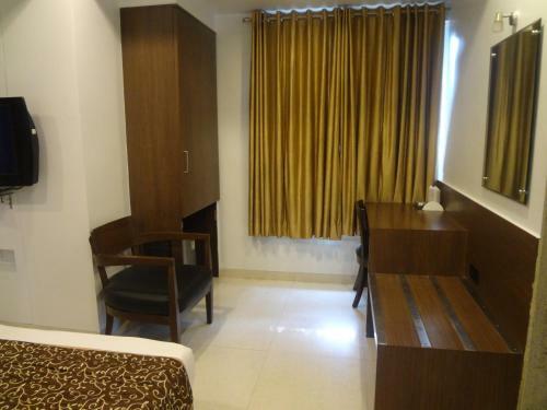 Hotel Adi