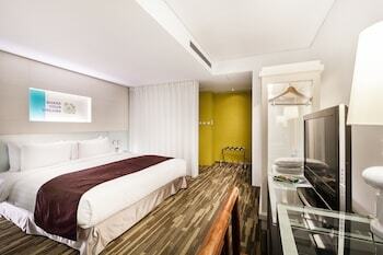 Mai Hotel
