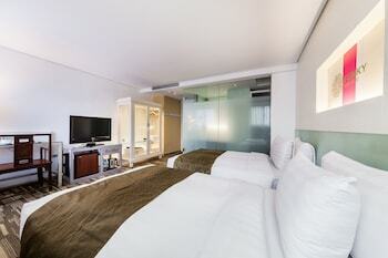 Mai Hotel