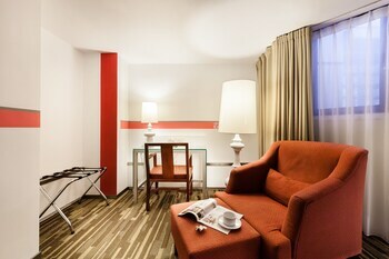 Mai Hotel