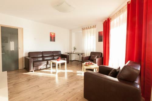 Next Apartments Cantemir
