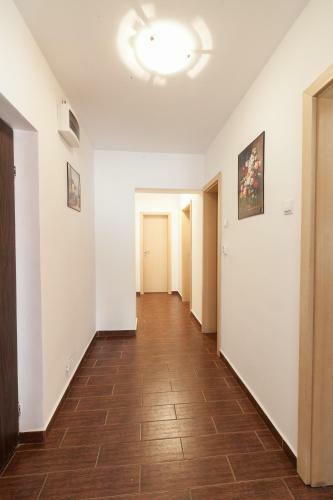 Next Apartments Cantemir