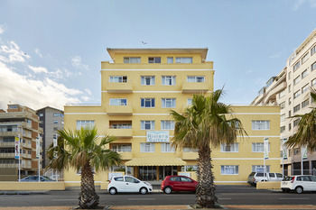 Apartamento Riviera Suites