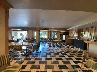 Hotel La Estancia