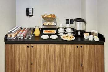 Hotel City Express Leon