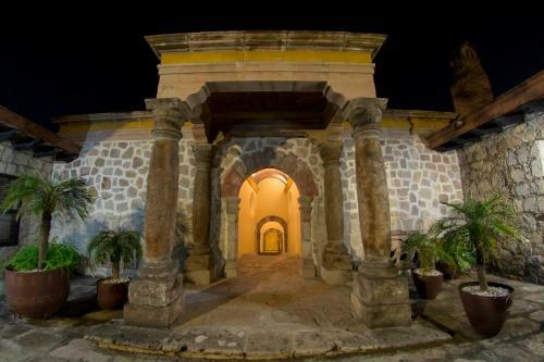Hotel Villa Monta�a