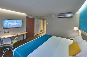 Hotel City Express Suites Quer�taro