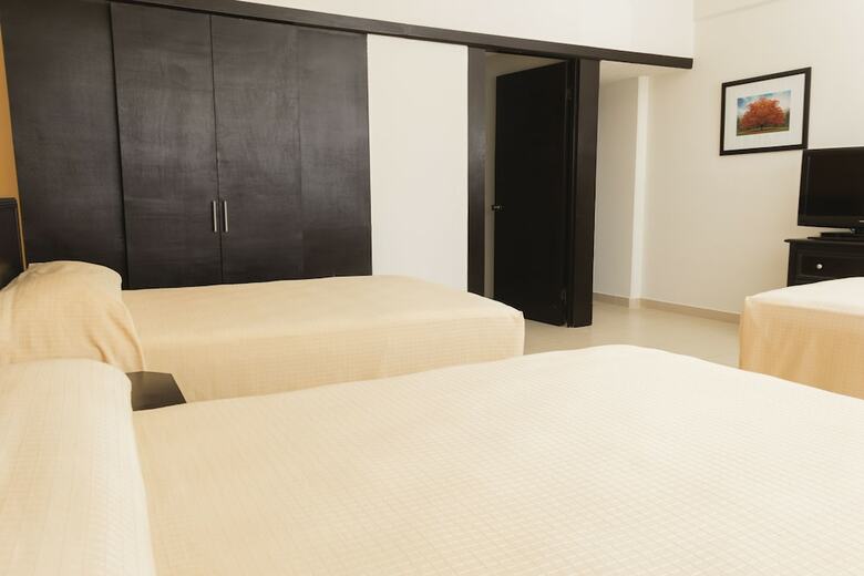 Hotel Miraflores