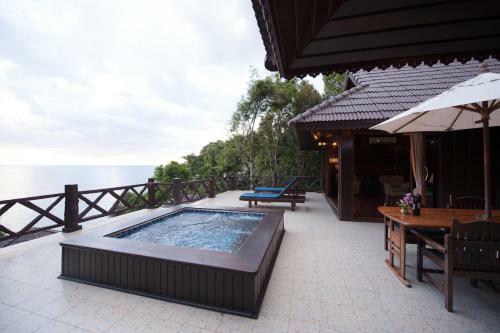 Hotel Koh Kood Beach Resort