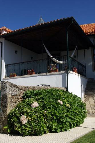 Hostal Solar De Chacim - Turismo De Habita��o