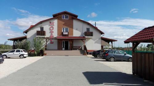 M0 Motel Taksony