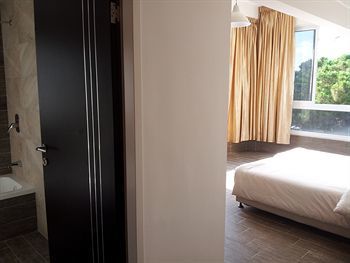 Marom Carmel Center Apartments