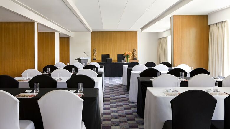 Hotel Courtyard By Marriott Hyderabad