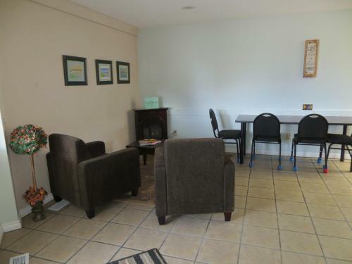 Motel Shoreside Inn & Suites