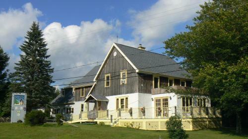 Posada Auberge De La Tour Et Spa