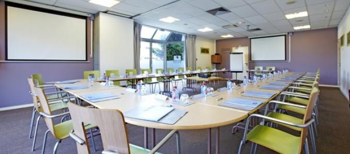 Hotel Kyriad Paris Ouest - Colombes