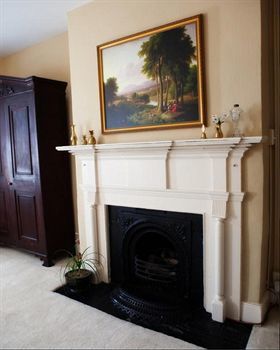 Holladay House Bed And Breakfast