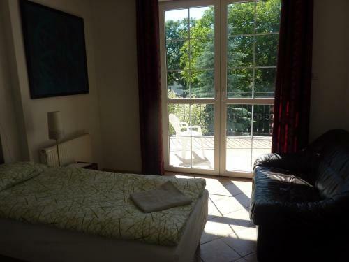 Hostal Dandelion B&B