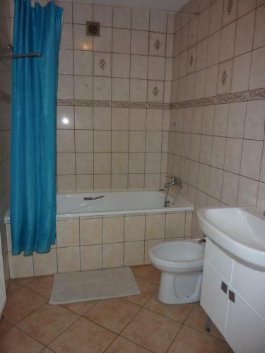 Hostal Dandelion B&B