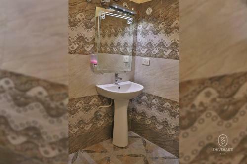 Hostal Shiv Shakti Guest House
