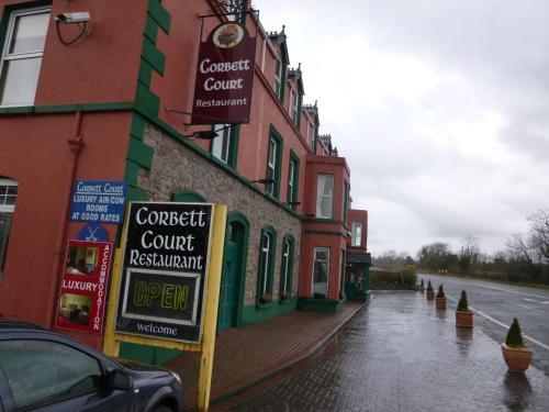 Hotel Corbett Court
