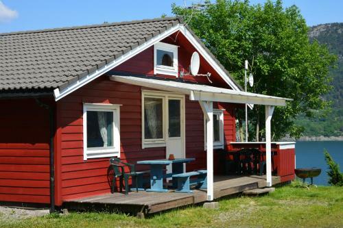 Langenuen Motel & Camping
