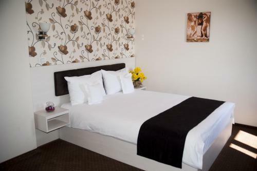 Hotel West Plaza Residence
