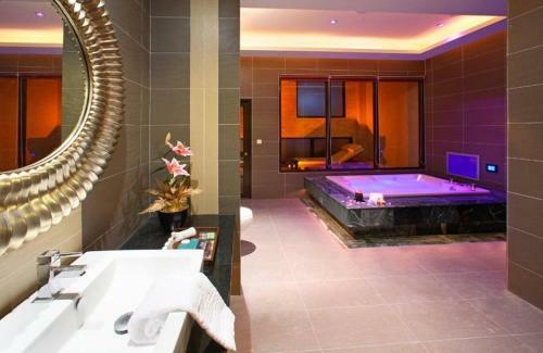 Amain Boutique Motel - Tucheng