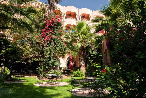 Hotel Chems Le Tazarkount