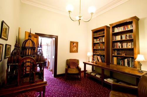 Hostal Ranelagh House