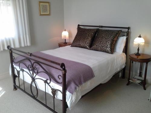 Bed & Breakfast Stoke House