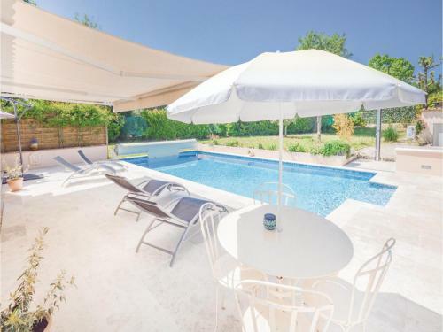 Holiday Home St.cezaire Ef-1555