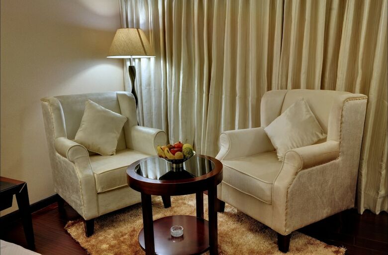Hotel The Fern Residency