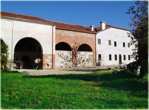 Hostal Agriturismo La Sophora