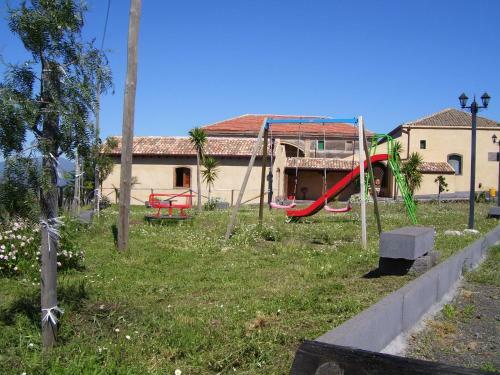 Agroturismo Etna Wine Azienda Agrituristica