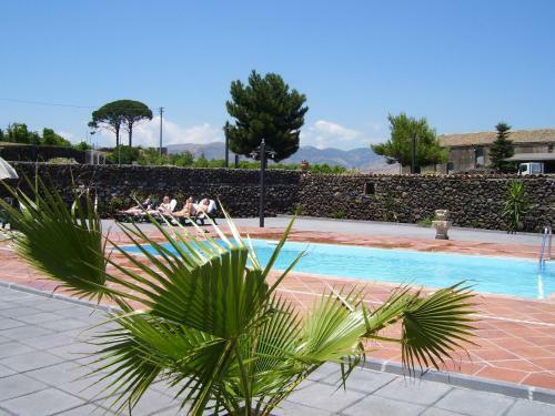 Agroturismo Etna Wine Azienda Agrituristica