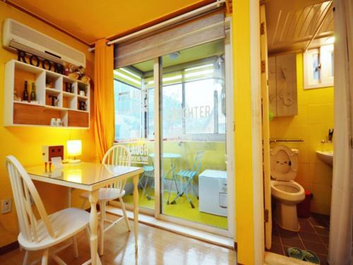 Hostal Han River Guesthouse In Seoul