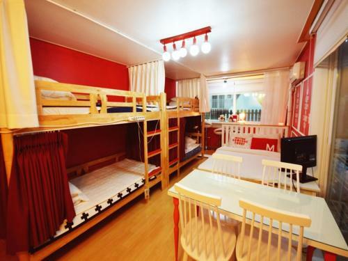 Hostal Han River Guesthouse In Seoul
