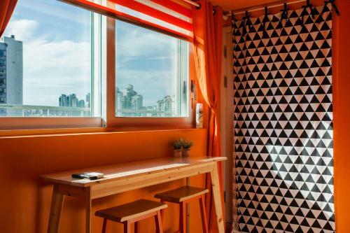 Hostal Han River Guesthouse In Seoul
