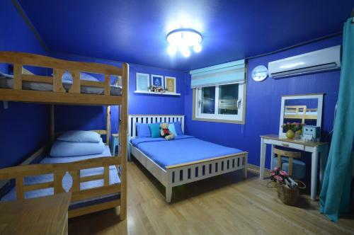 Hostal Han River Guesthouse In Seoul
