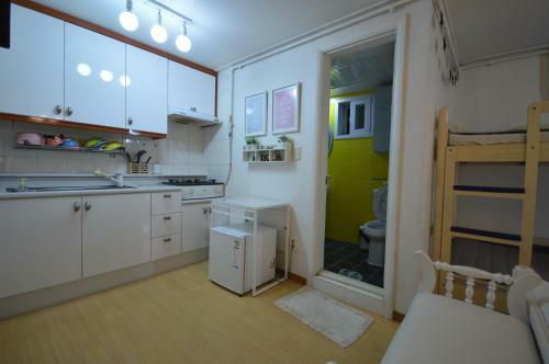 Hostal Han River Guesthouse In Seoul